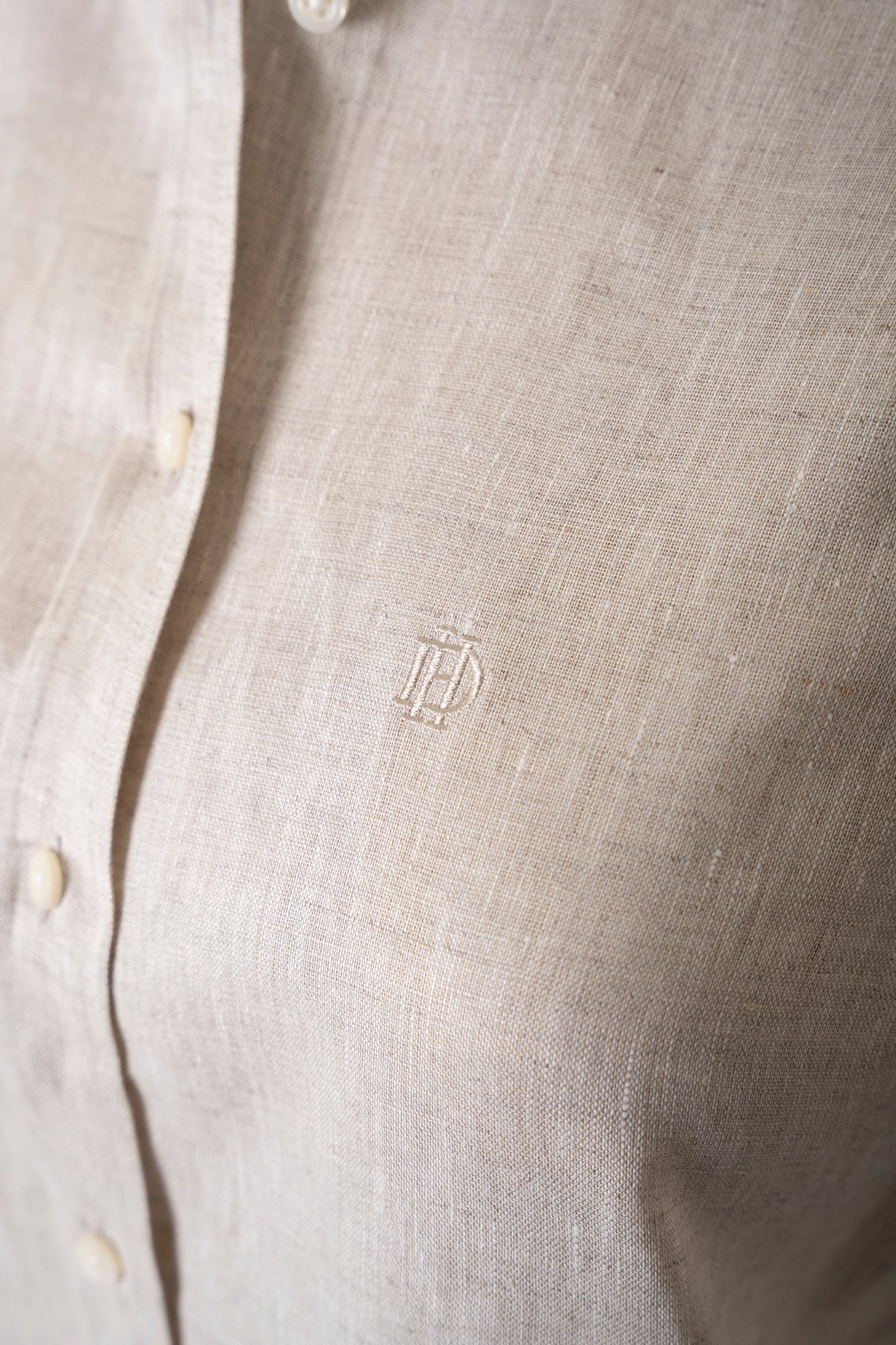 Linen blouse in beige, back view