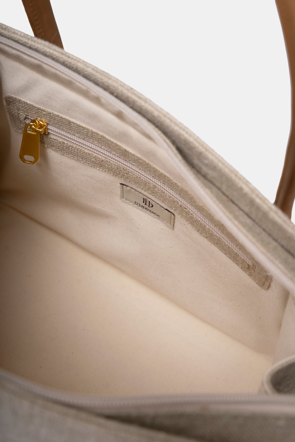 Linen and leather shoulder bag by D'Heritage, back view