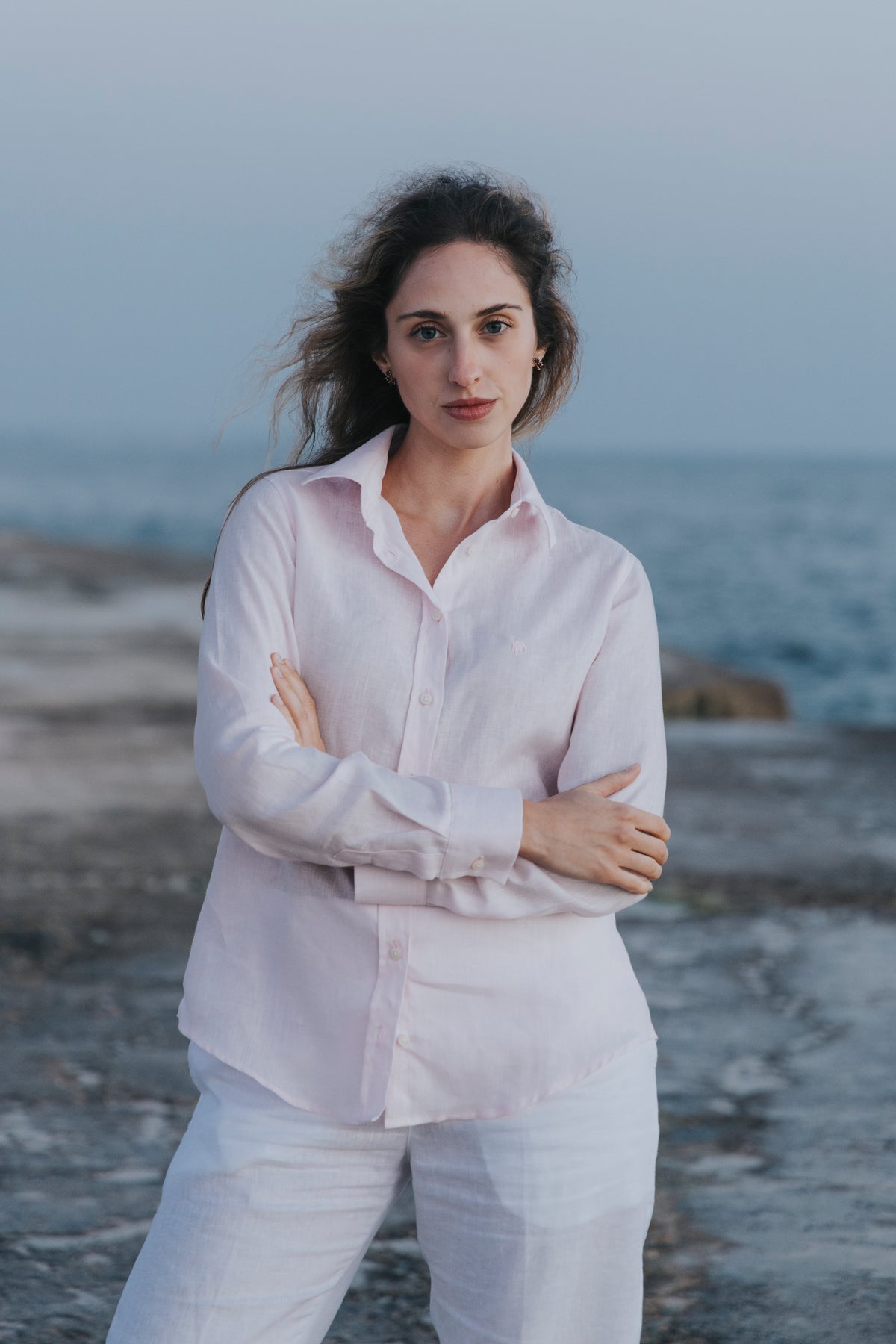 Linen blouse worn by the sea, D’Heritage Summer 2026