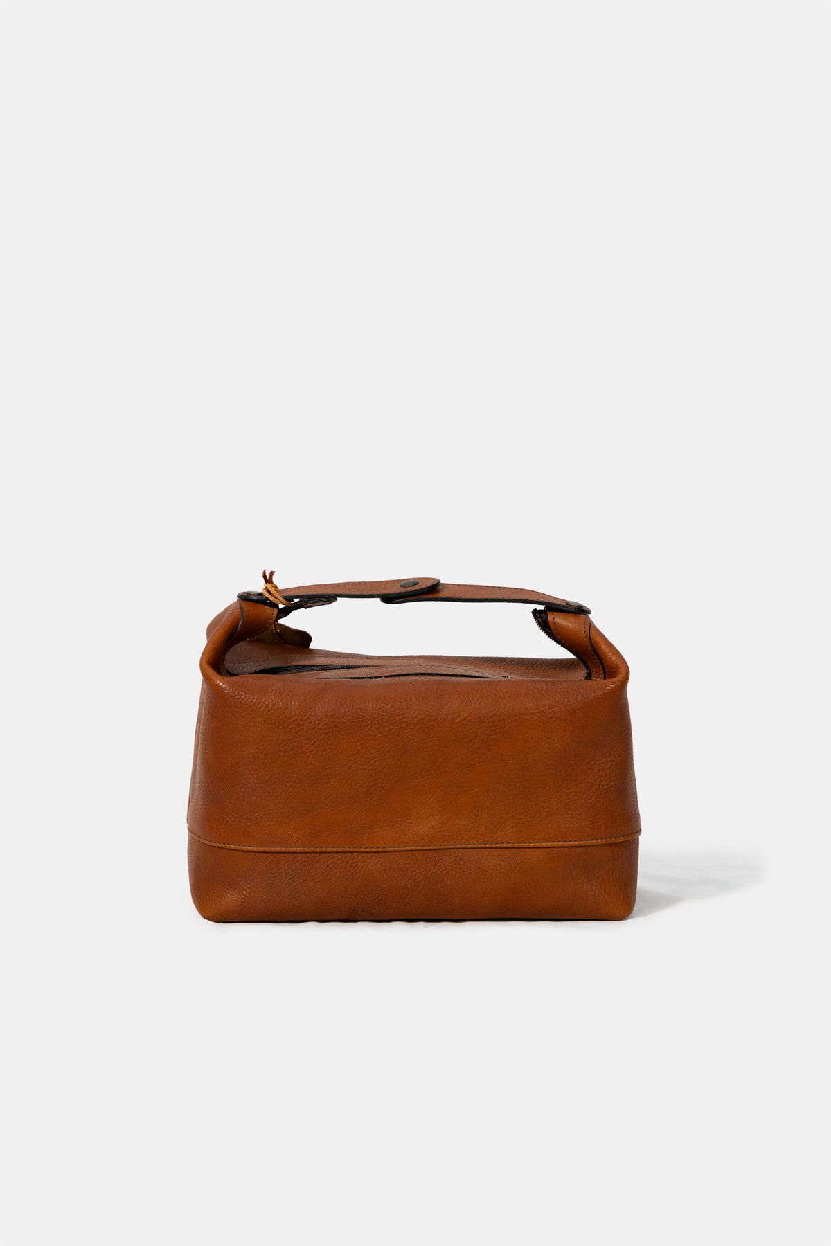 Leather wash bag in brown, zip and stitching detail