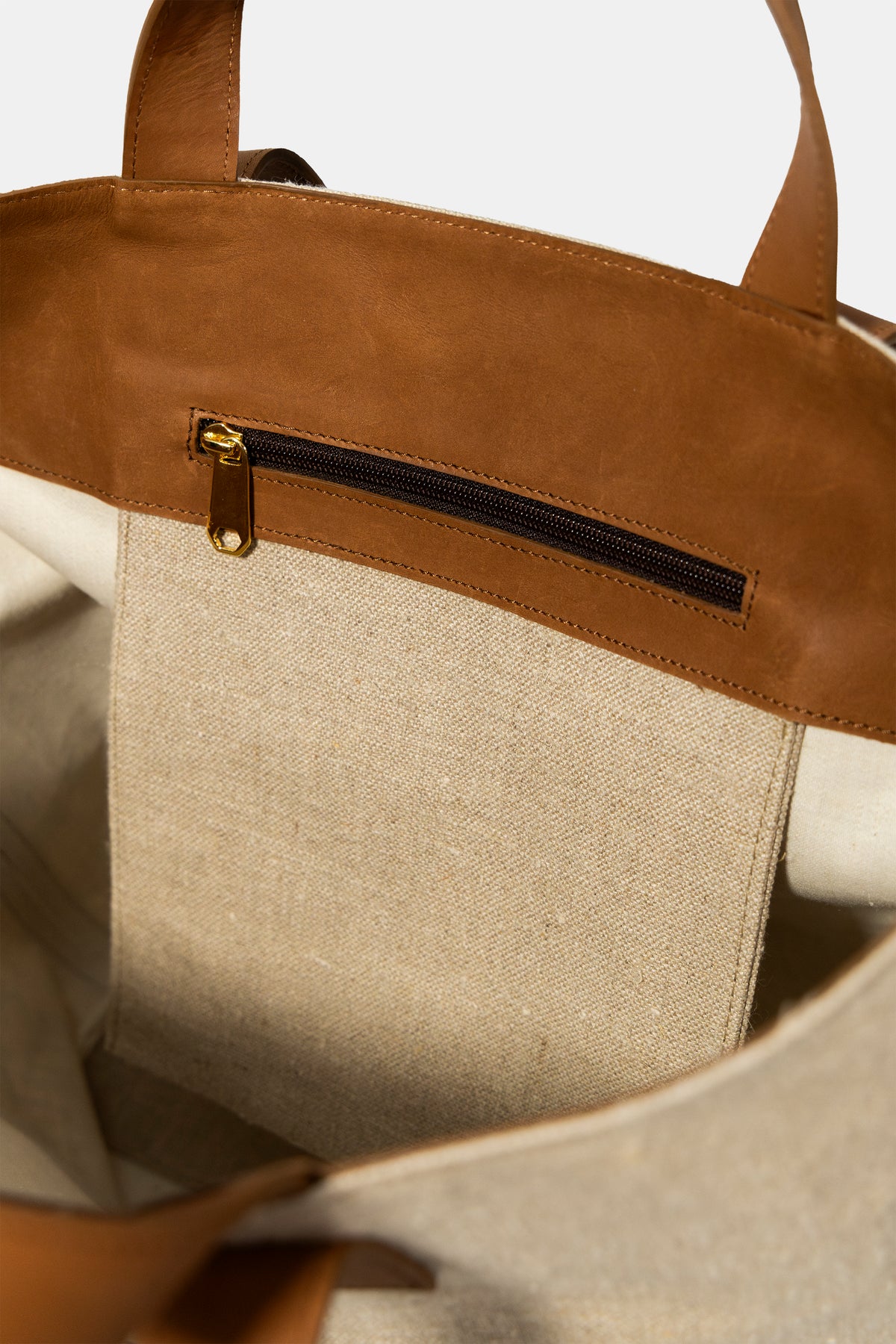 Linen and leather tote bag by D'Heritage, interior view